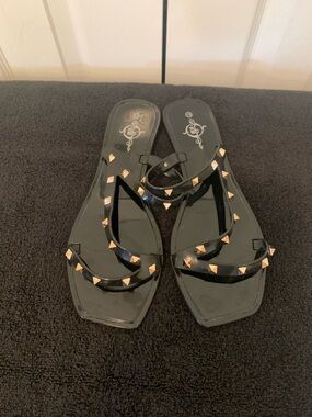 Black Studded Jelly Sandals